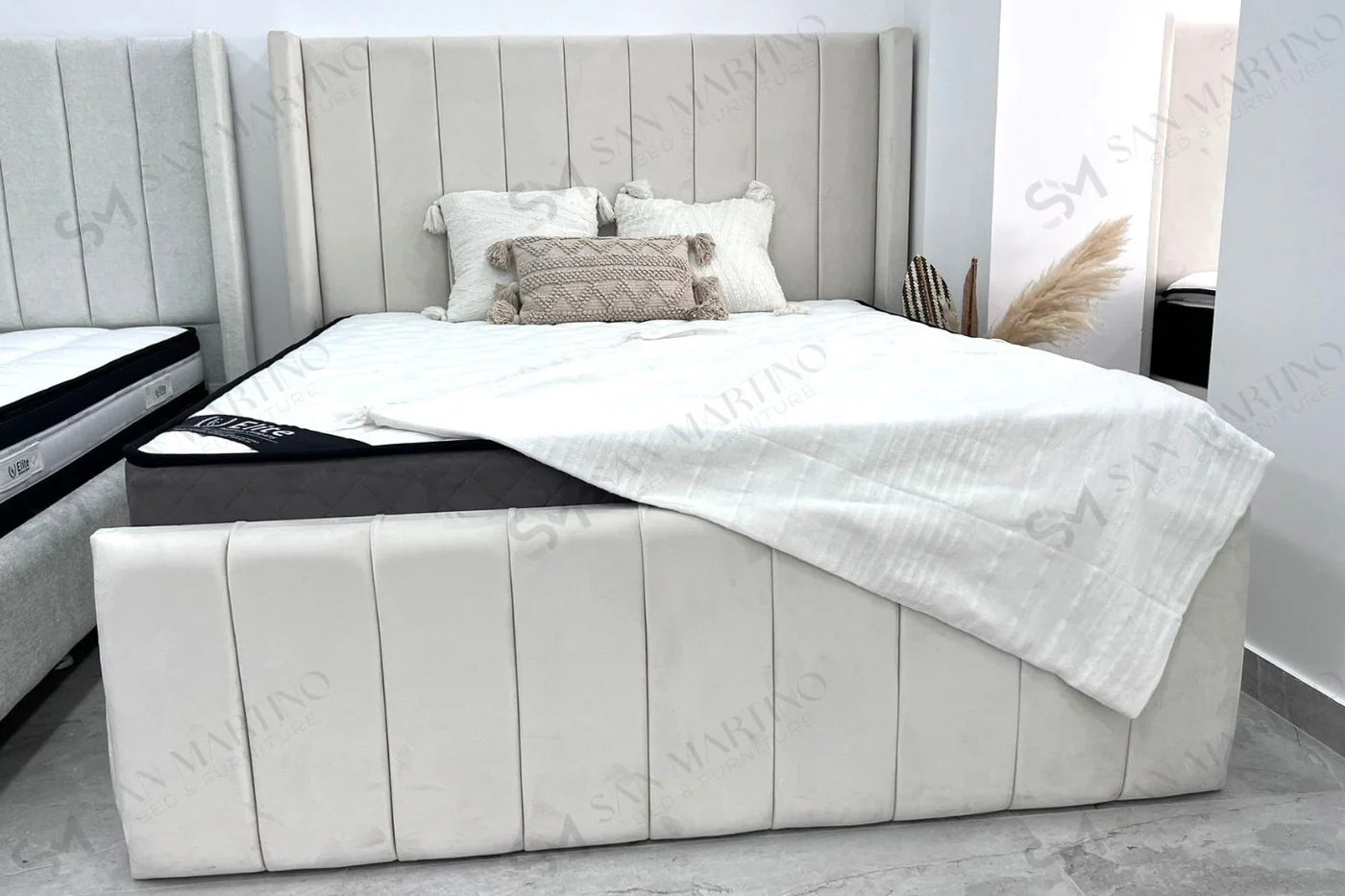 Cadre De Lit TOKYO BIANCA - Velours - Module Rêve  Maroc